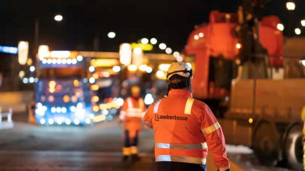 Med Lambertsson Control kan kunden övervaka, mäta och styra driftmiljön på arbetsplatserna.